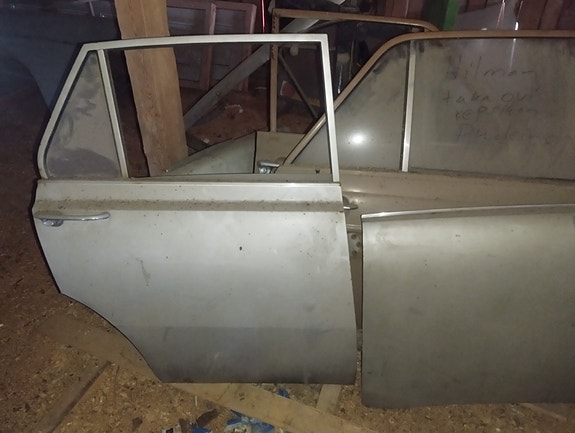 Toyota Corona ovi ja kansi