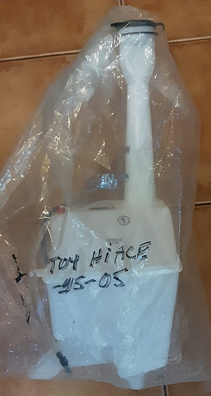 Pissapojansäiliö moottorilla Toyota Hiace 1995-2005. Uusi !