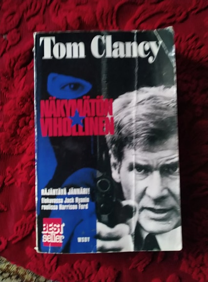 Tom Clancy Näkymätön vihollinen pokkari