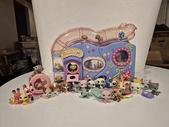 Littlest pet shop hahmoja ja asunto