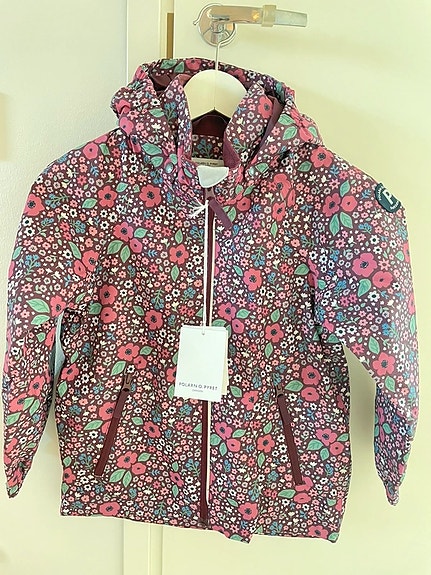 Käyttämätön Polarn o. Pyret softshell välikausi takki 128, laput kiinni