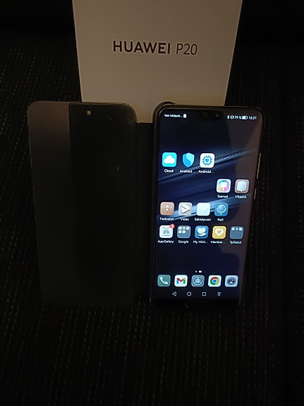 Huawei P20, wifikuulokkeet, älykello ja sormus