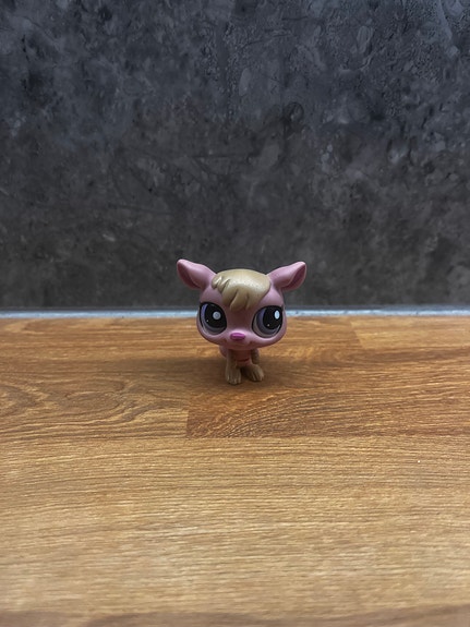 Littlest Pet Shop vaaleanpunainen kenguru