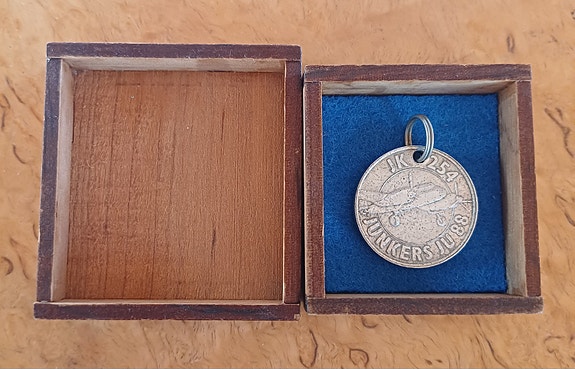 Product image 2 of 8