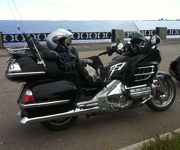 Honda Goldwing GL 1800 pienoismalli 1:12