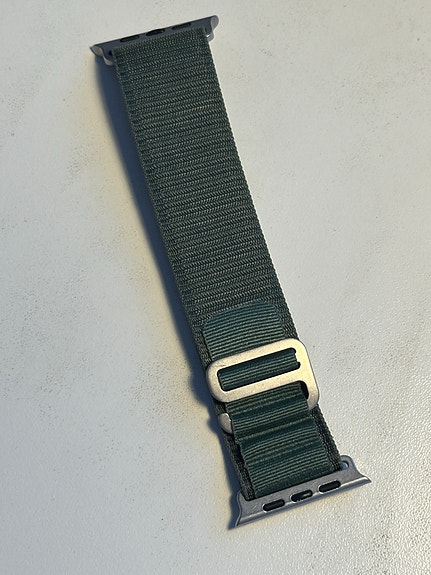 Apple watch ultra alpine loop green