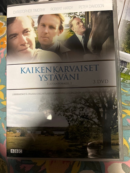 Kaikenkarvaiset ystäväni tv-sarja 3 DVD