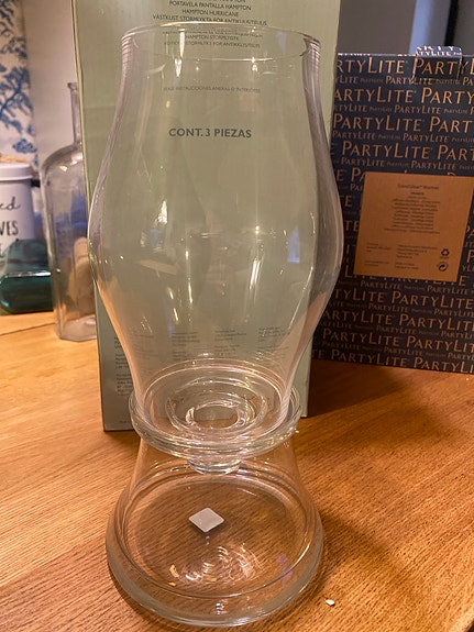 Partylite hampton hurricane