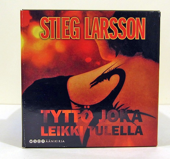 Tyttö joka leikki tulella Stieg Larsson äänikirja