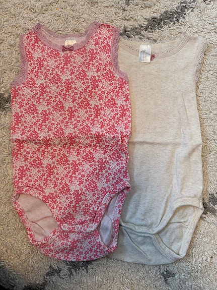 2 x vauvan hihaton body
