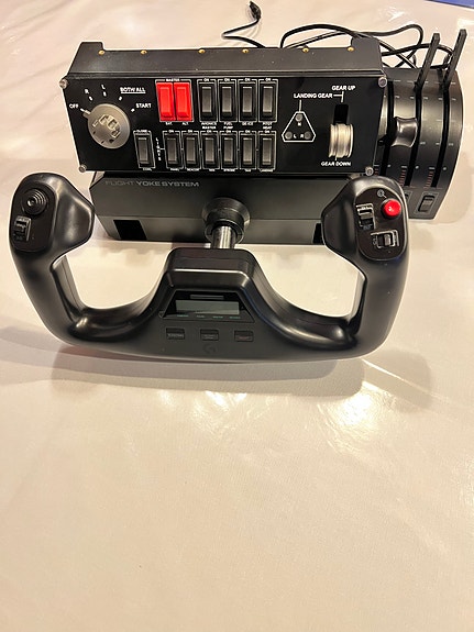 Logitech Saitek Pro Flight Yoke System