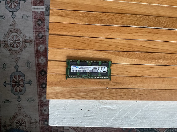 4 GB SODIMM muisti PS 4 PRO