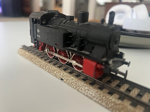 Product image 2 of 8