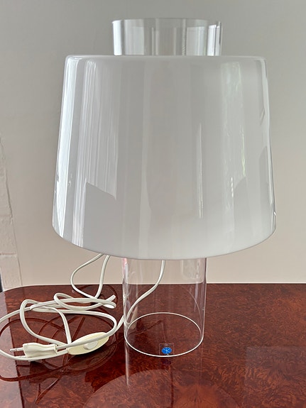 Yki Nummi Modern Art  pöytävalaisin (pieni kauneusvirhe)