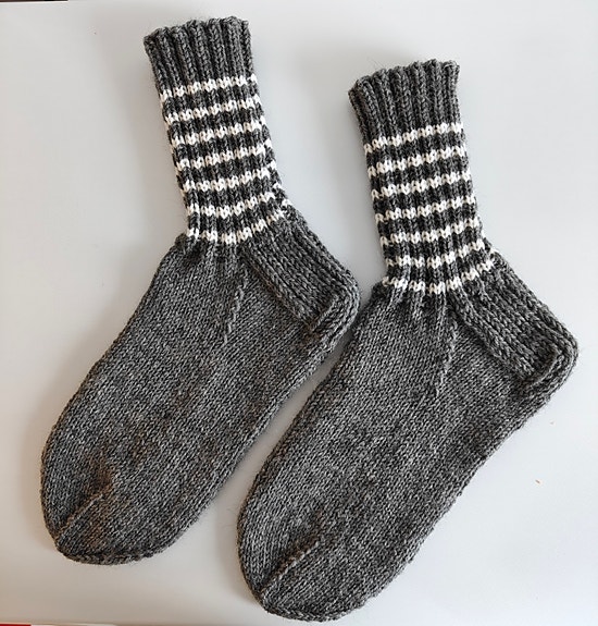 Miesten villasukat koko 42-43