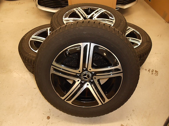 MB W 254 GLC 18" aluvanteet nastarenkailla