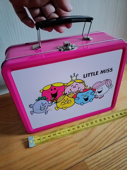 Lounas salkku / keksirasia Little Miss