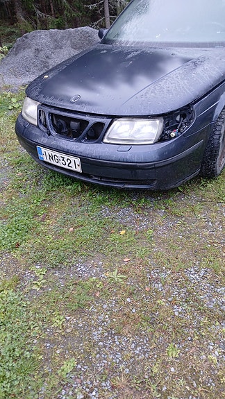 Saab 9-5 osia