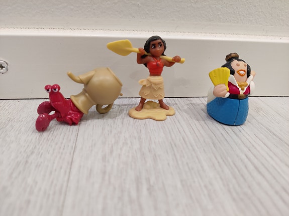 Kinder Disney -figuurit
