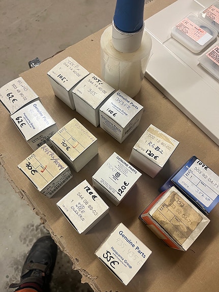 Product image 1 of 4