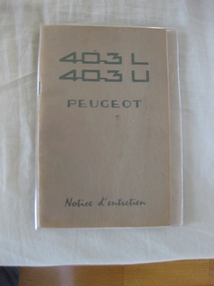 Peugeot 403 L/U omistajan käsikirja, erittäin siisti
