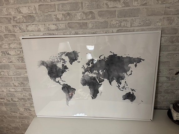 Desenio Maailmankartta juliste + IKEA kehys