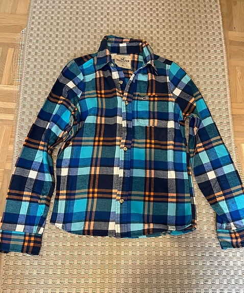 Hollisterin flanellipaita