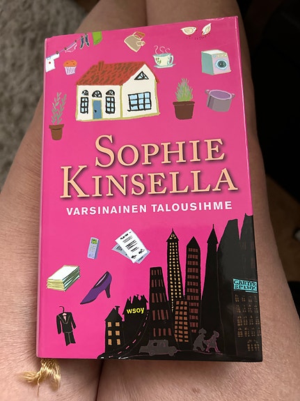 Sophie Kinsella Varsinainen talousihme kirja