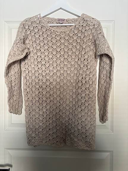 Beige neule M