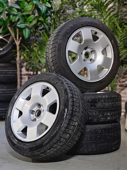 16" Audi Speedline vannesarja kitkarenkailla
