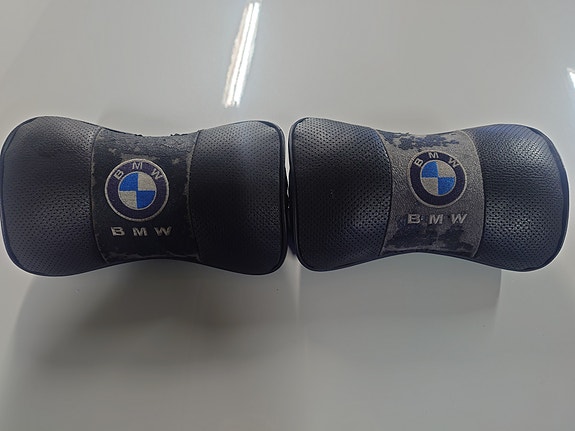 BMW niskatyynyt.
