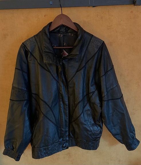 Kotimainen vintage nahkatakki