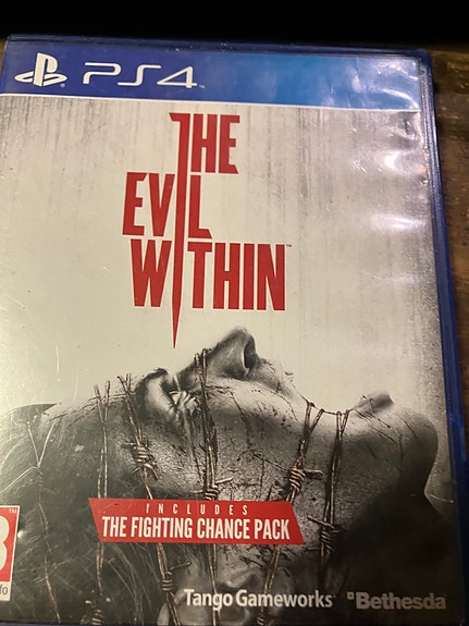 Playstation 4 The Evil Within -peli