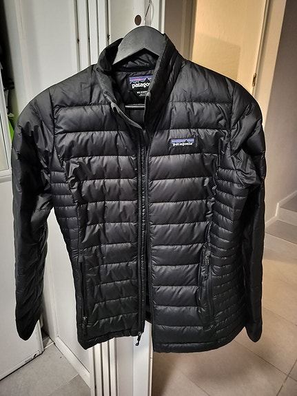 Patagonia naisten untuvatakki XS
