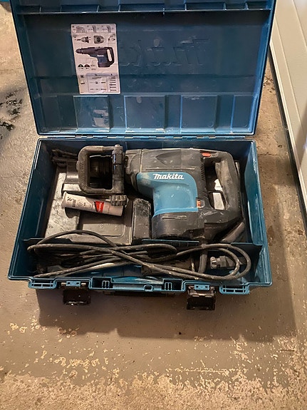 Poravasara Makita HR4501C