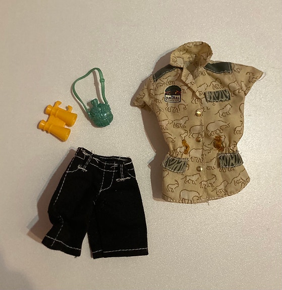 Vintage 1998 Barbie Animal Kingdom Disney Disneyland eläintarhanhoitaja Safari