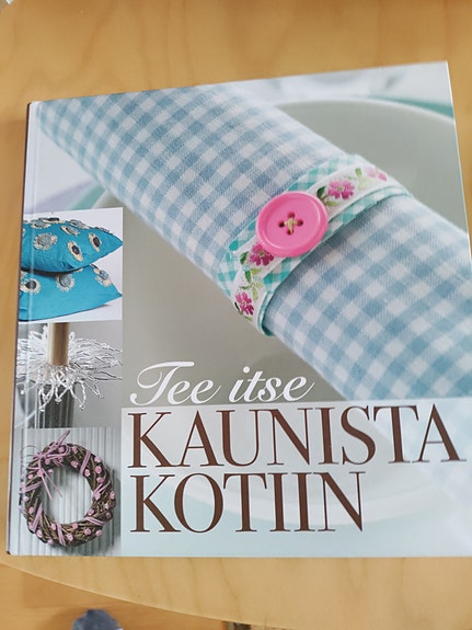 Ompelu ja askartelukirja