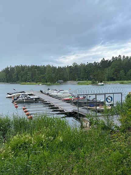 Venepaikkoja vuokrataan