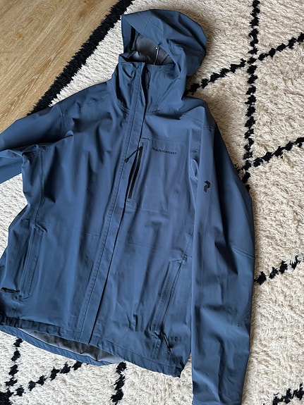 Peak Performance HIPE kuoritakki
