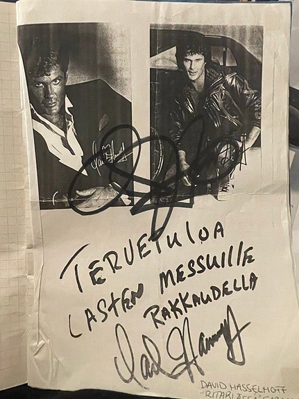 David ”Ritari Ässä” Hasselhoff nimikirjoitus
