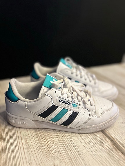 Adidas Continental 80 stripes shoes