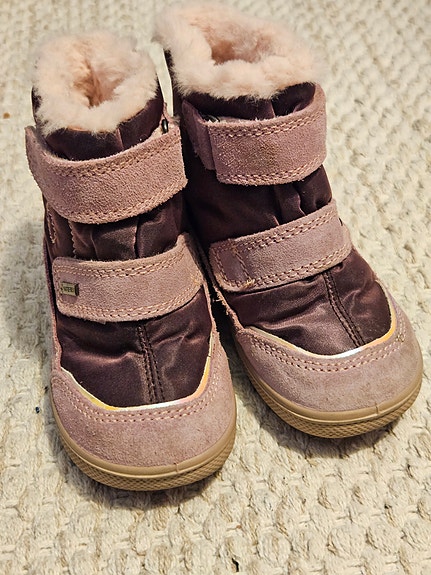 Primigi Goretex talvikengät, 24