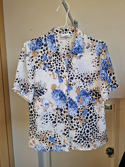 Kuviollinen pusero