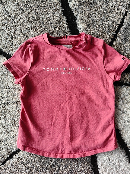 Tommy Hilfiger t-paita koko 92cm