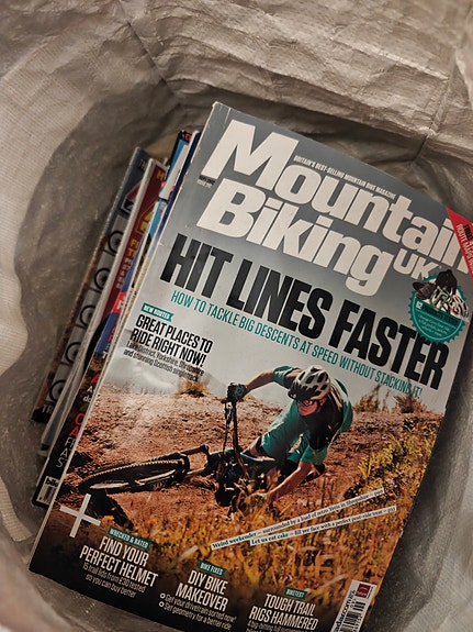Mountain biking lehtiä