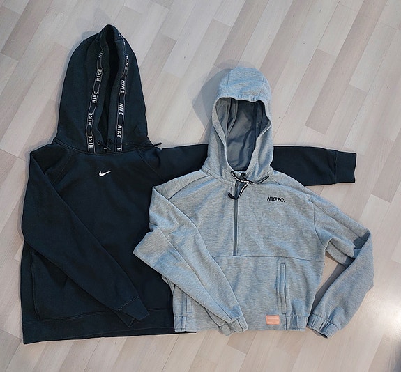Naisten huppareita /Nike