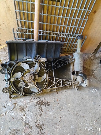 Fiat punto jäähdytin+flekti 2002