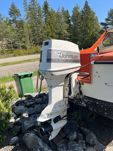 Johnson perämoottori 60hp