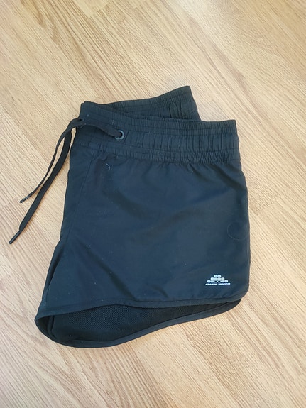 Lyhyet shortsit
