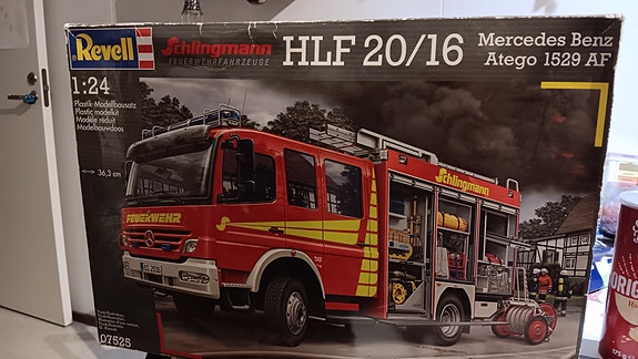 Revell Schlingmann HLF 20/16 MB Atego 1:24